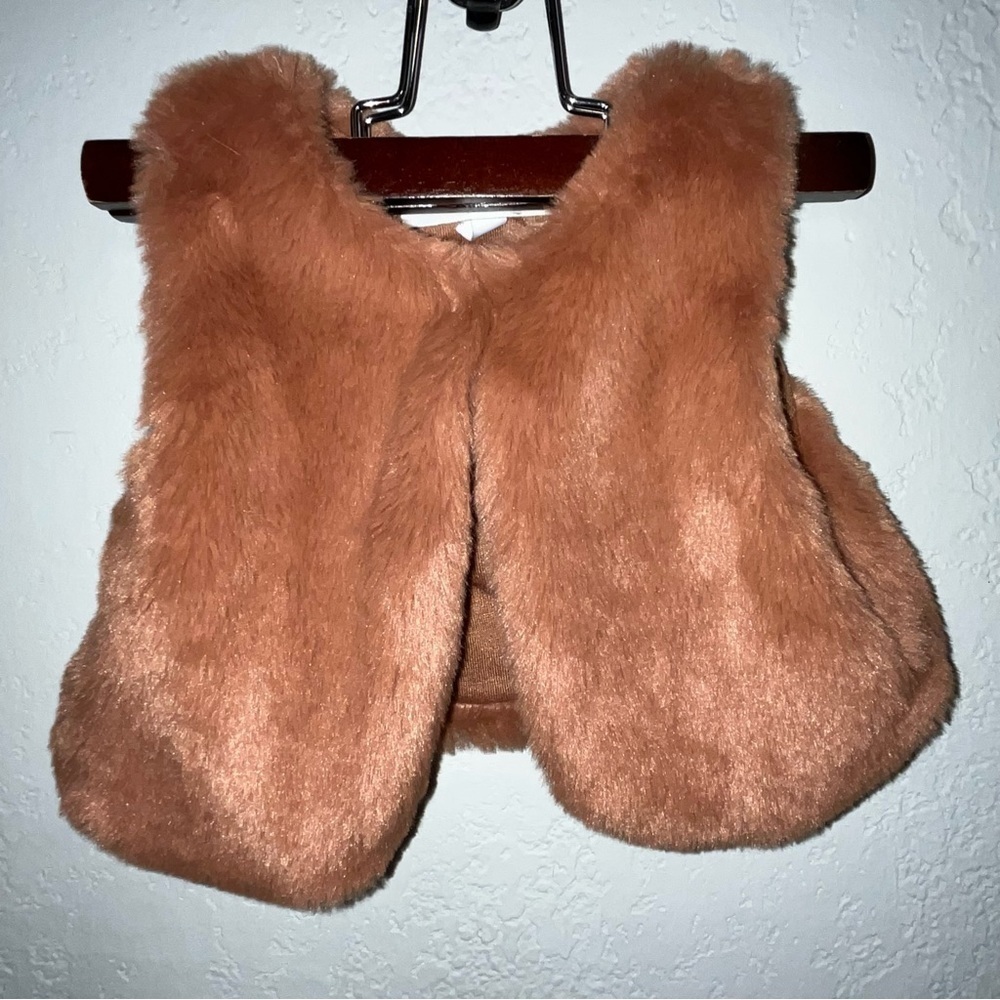 Rachel Zoe Peach Pink Faux Fur Vest - Picture 2 of 6